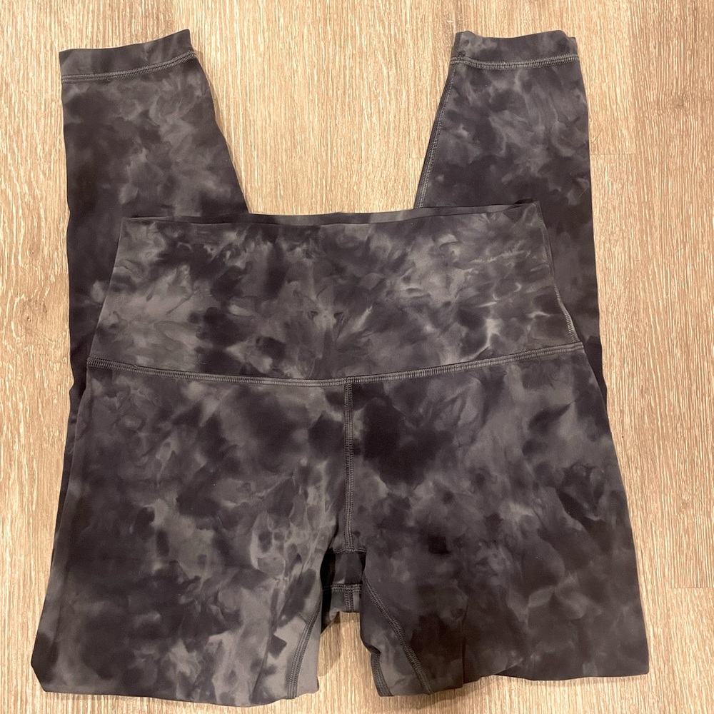 Womens Lululemon Align Leggings 25”